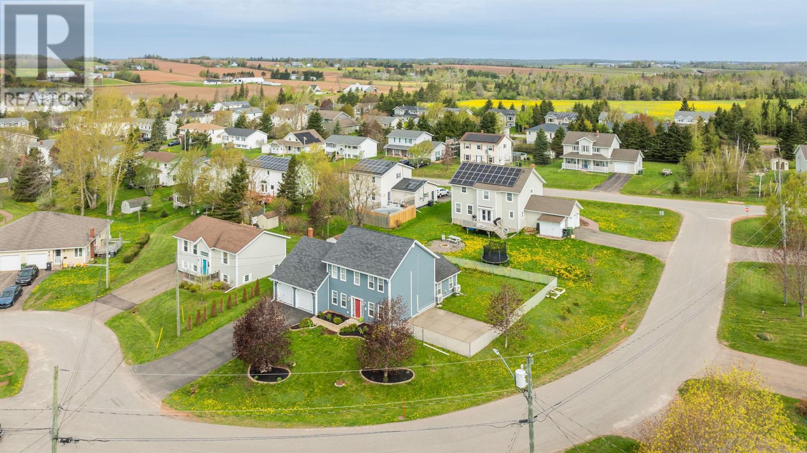 10 Krista Lane - 36
