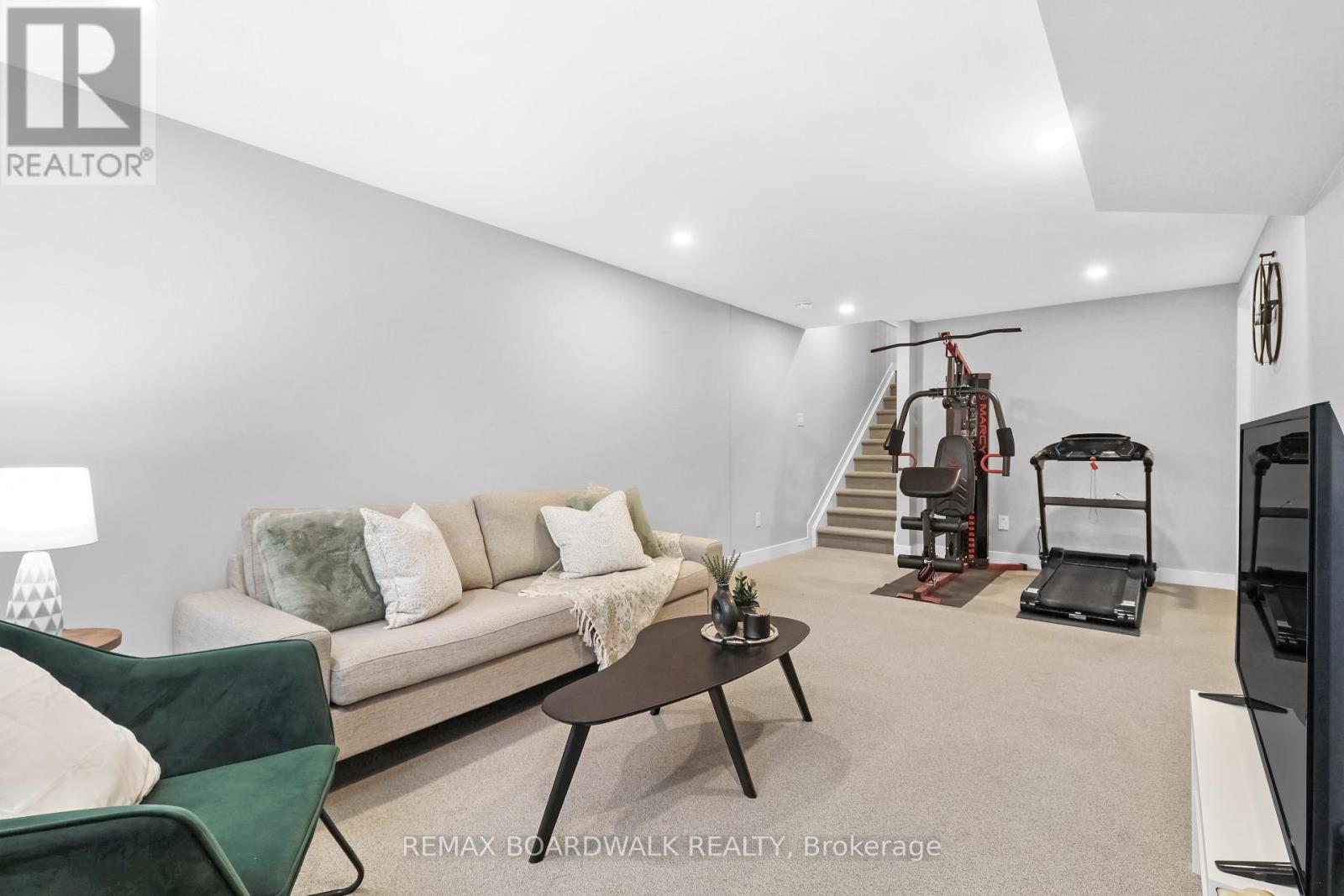 232 BRISTOL CRESCENT - Image 20