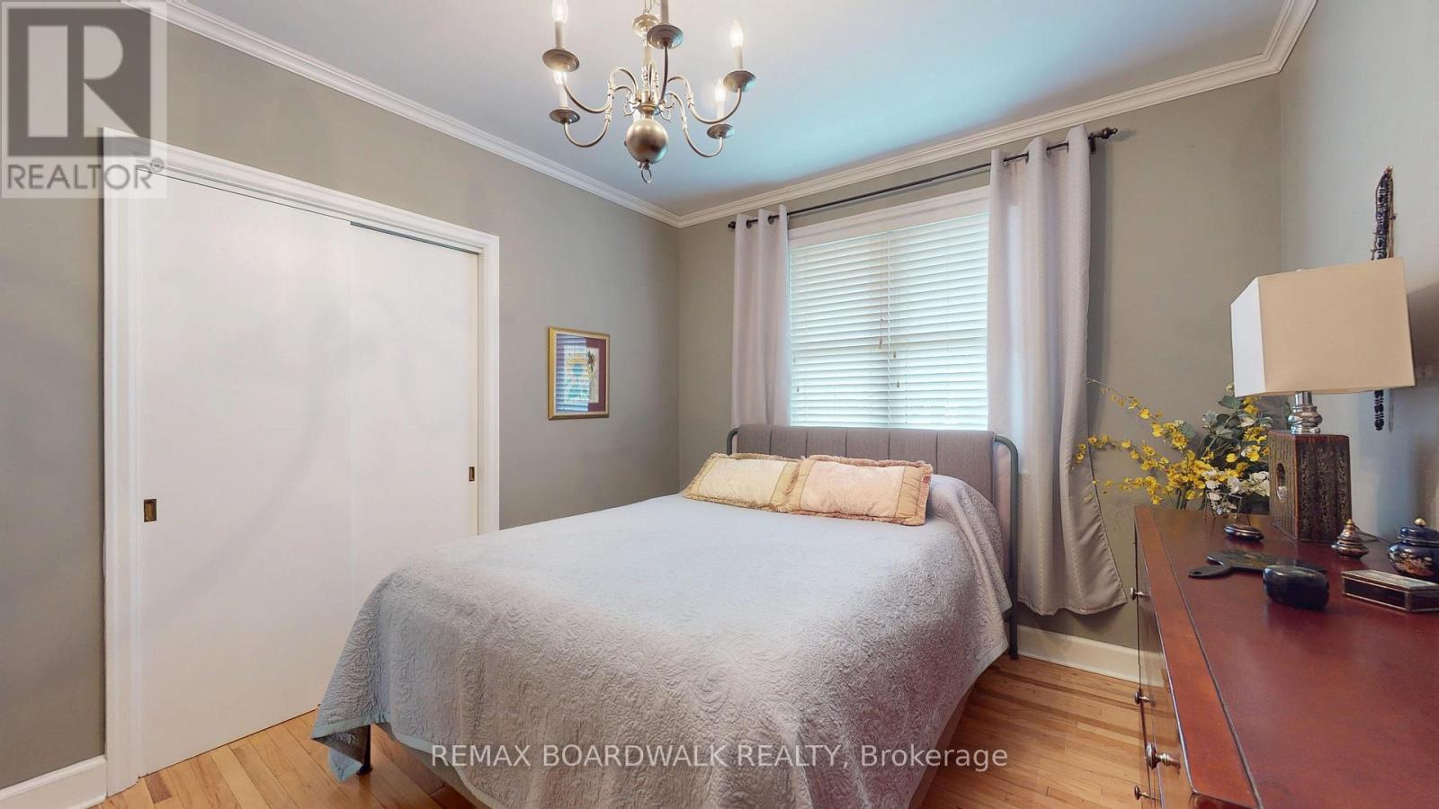 148 JAMES STREET E - 17