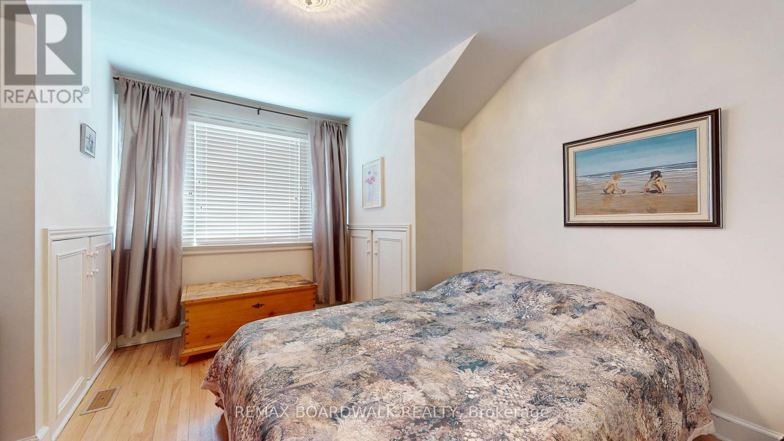 148 JAMES STREET E - 20