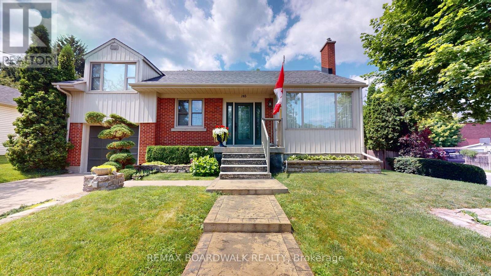 148 JAMES STREET E - 35