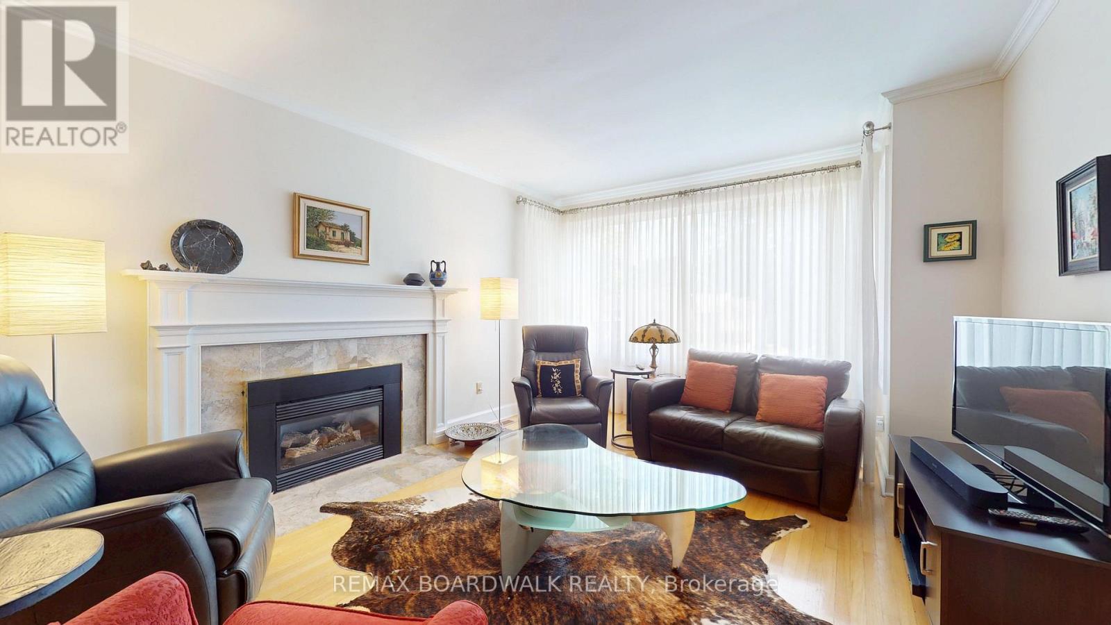 148 JAMES STREET E - 5