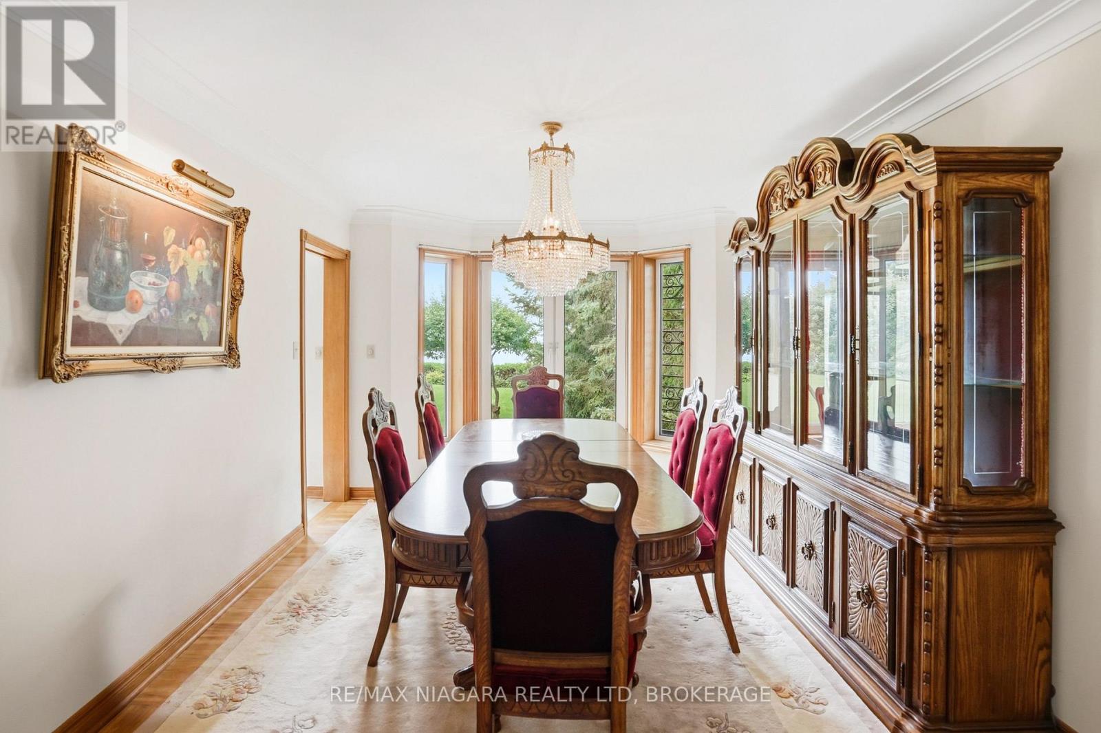 599 LAKESHORE ROAD E - 16