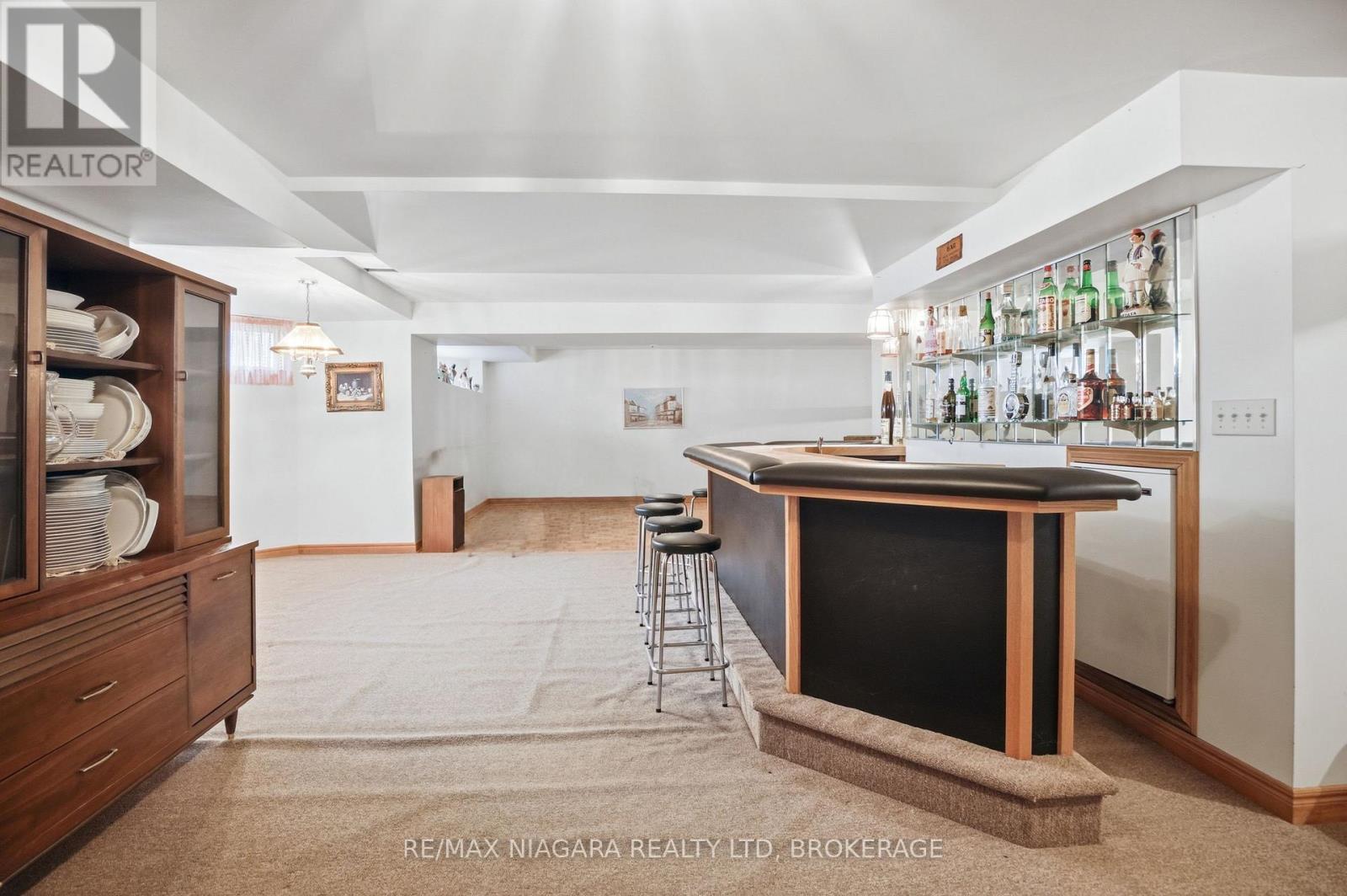 599 LAKESHORE ROAD E - 26