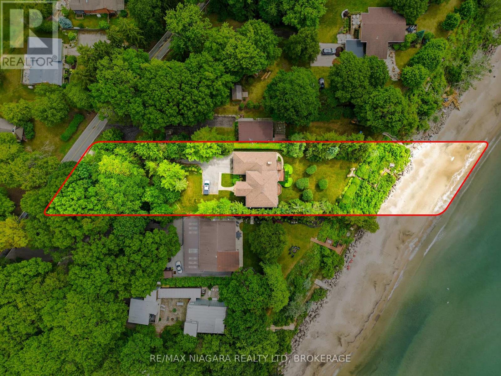 599 LAKESHORE ROAD E - 6