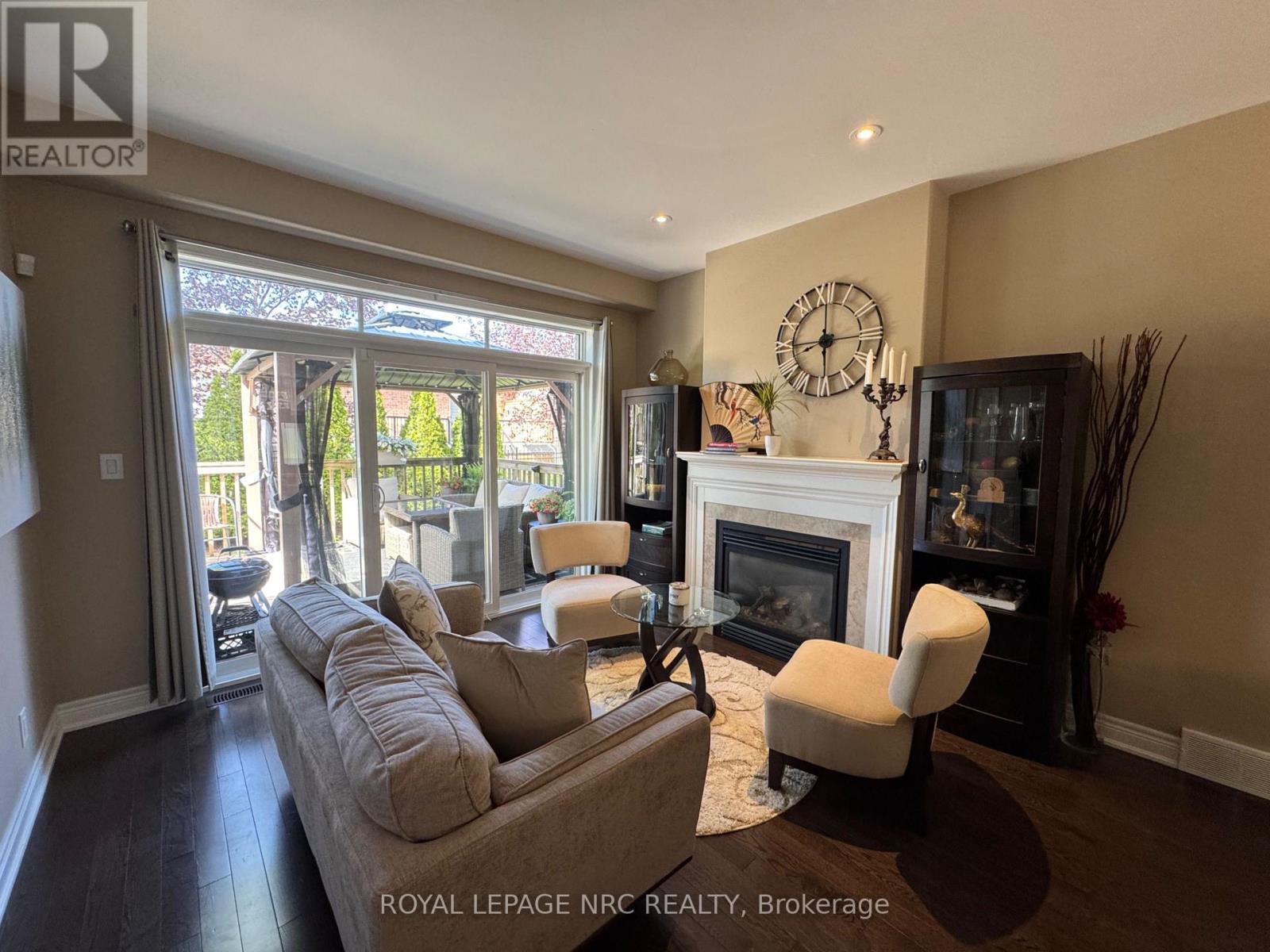 #2 6186 DORCHESTER ROAD - 11