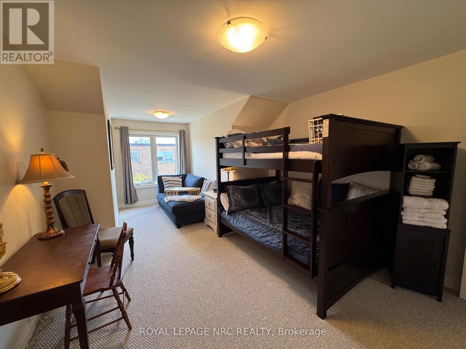 #2 6186 DORCHESTER ROAD - 25