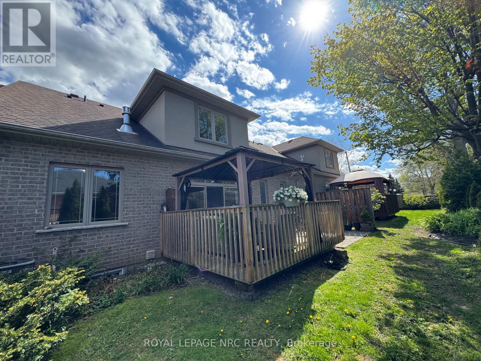 #2 6186 DORCHESTER ROAD - 32