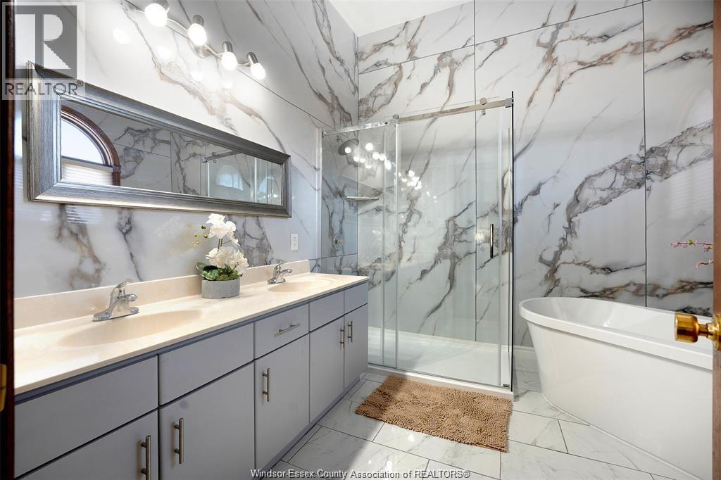 172 POINTE WEST DRIVE - 17