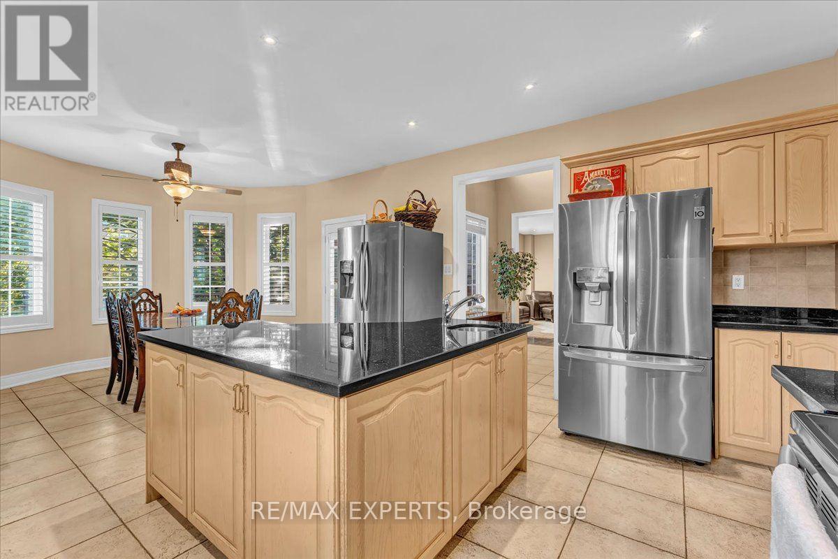 110 VELMAR DRIVE - Image 11
