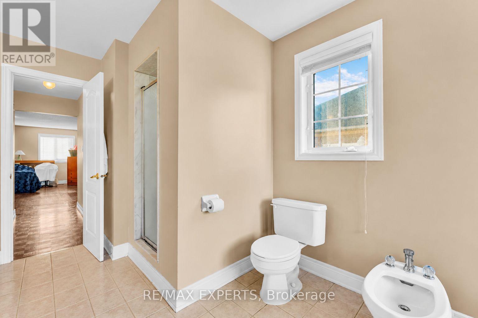 110 VELMAR DRIVE - Image 24
