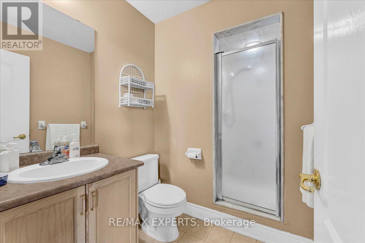 110 VELMAR DRIVE - Image 27