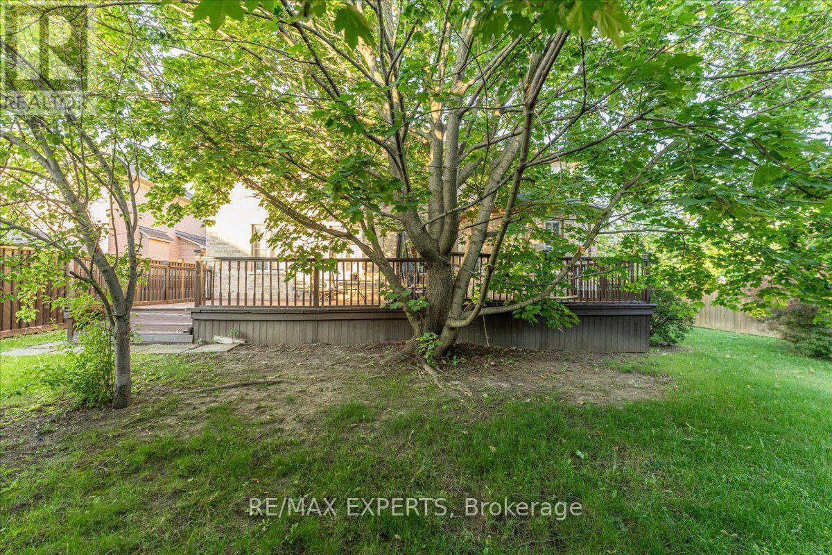 110 VELMAR DRIVE - 39