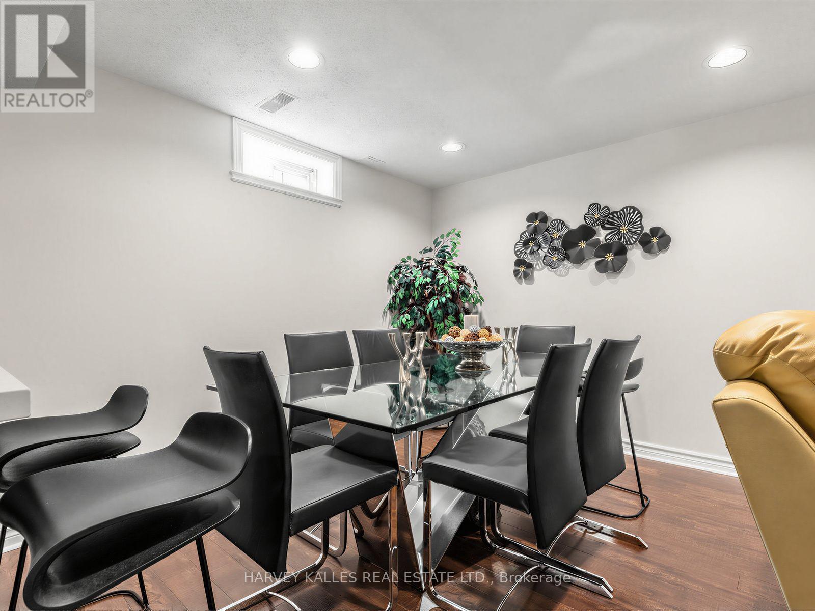 93 DOWNING BOULEVARD - 18