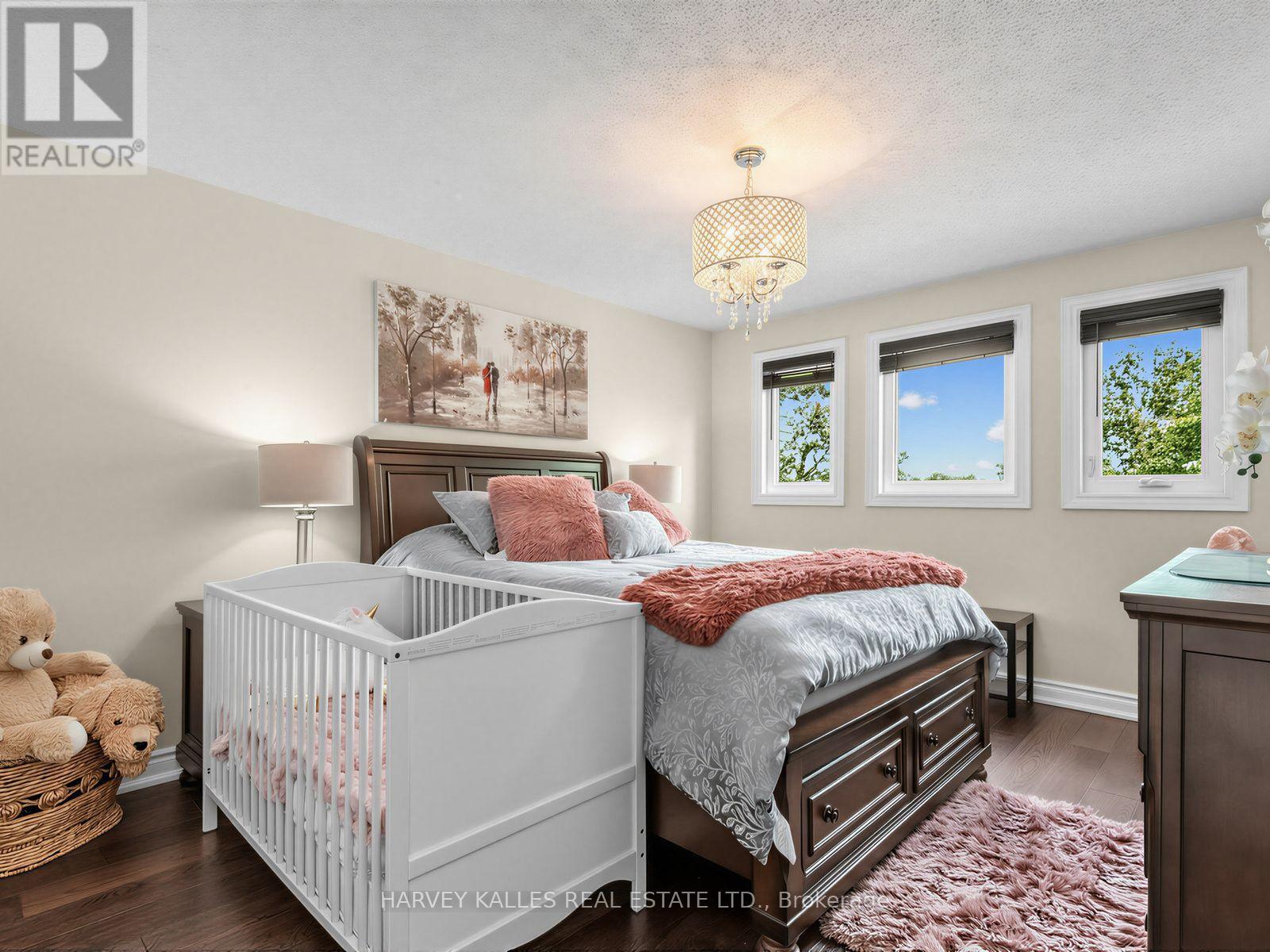93 DOWNING BOULEVARD - 30