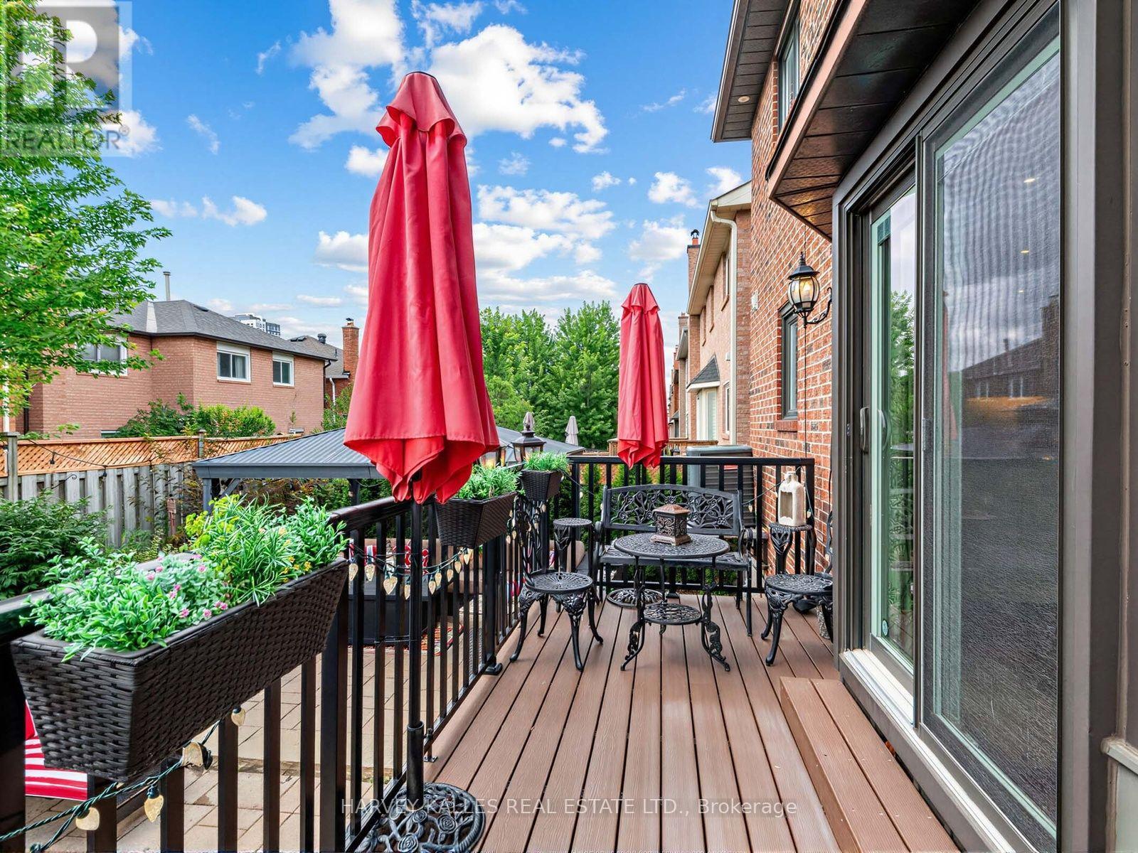 93 DOWNING BOULEVARD - 33
