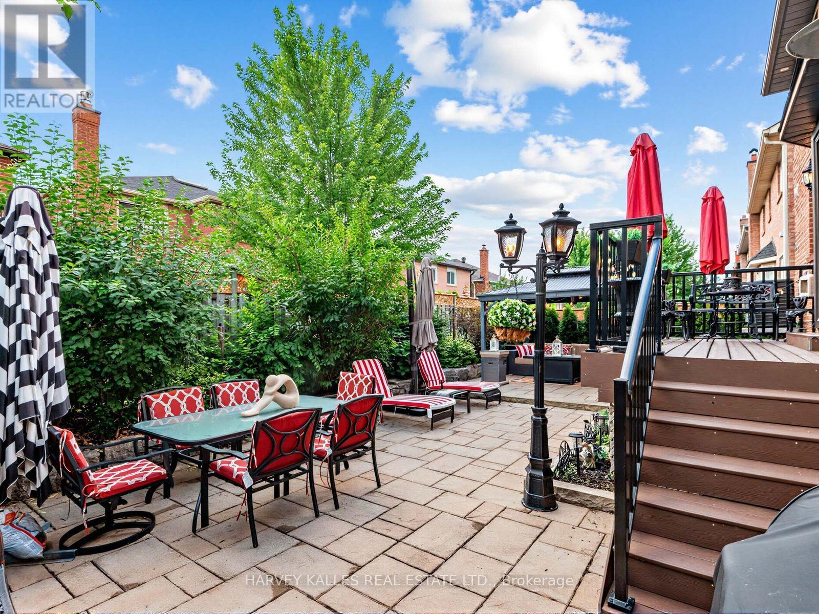 93 DOWNING BOULEVARD - 34