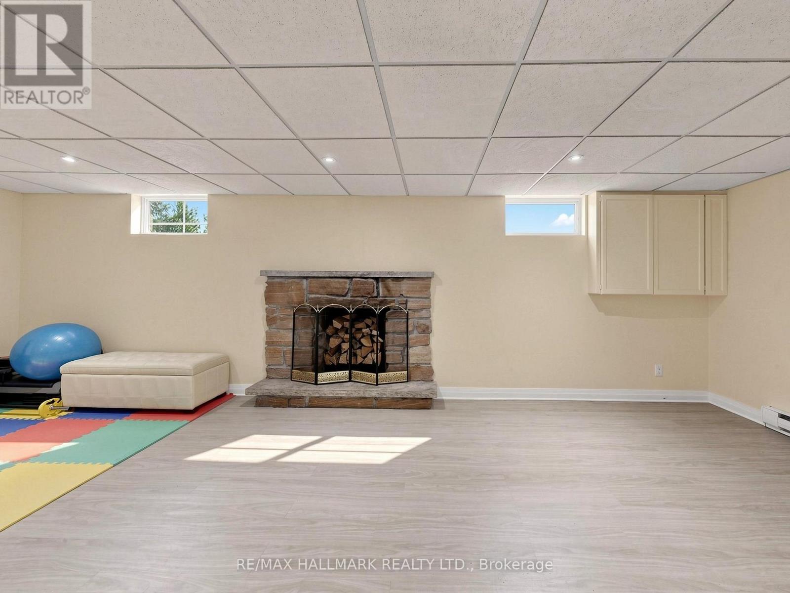 20 JASMINE CRESCENT - 17