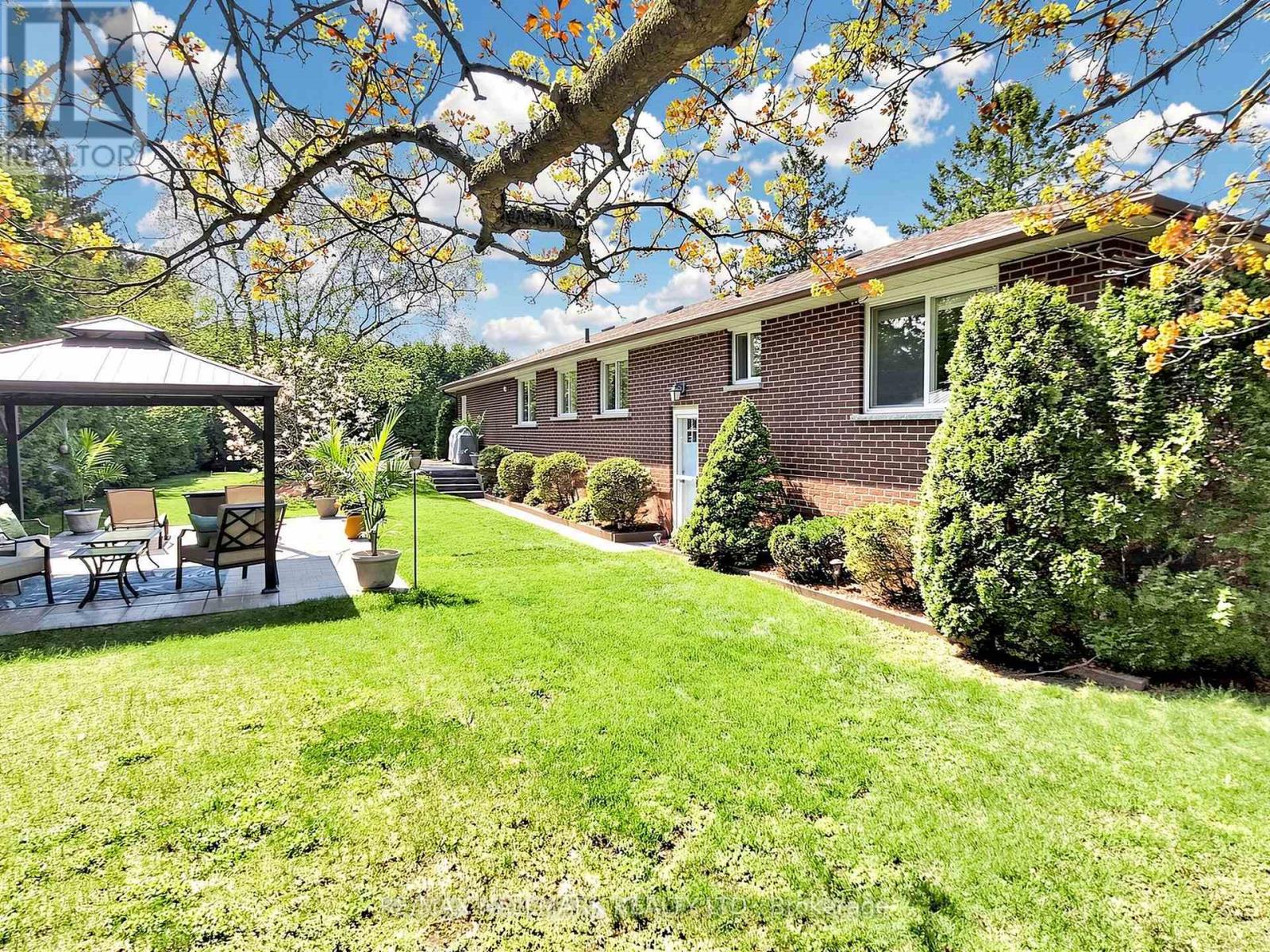 20 JASMINE CRESCENT - 22