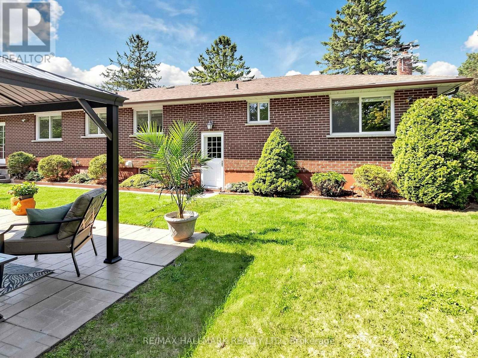 20 JASMINE CRESCENT - 24