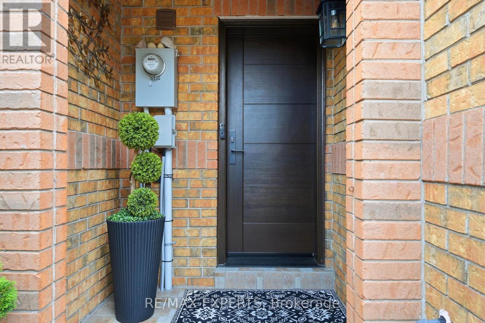 80 TANIA CRESCENT - 3