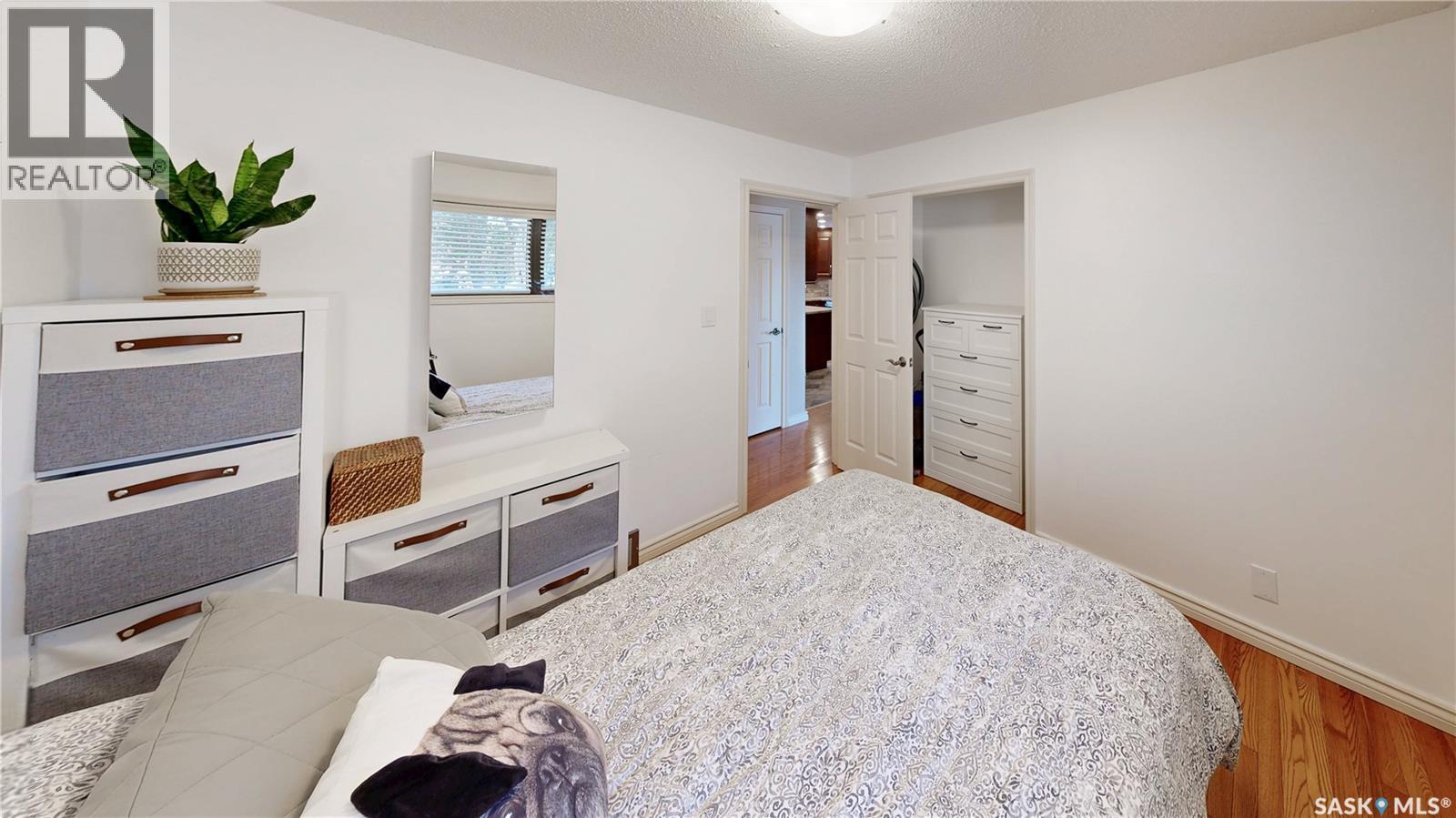 70 Hawkes AVENUE - Image 18