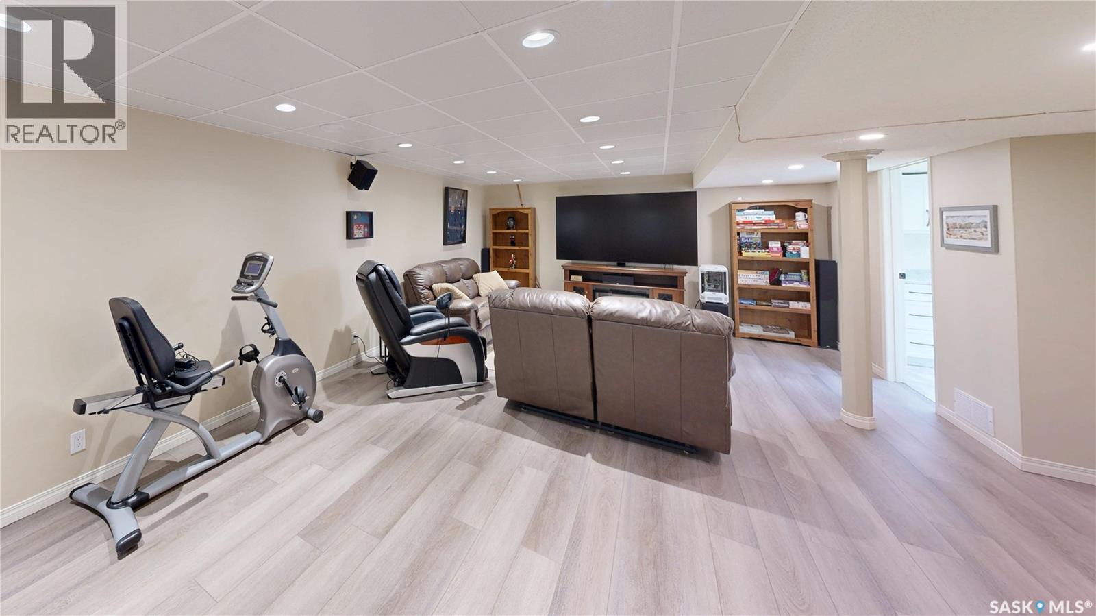 70 Hawkes AVENUE - Image 31