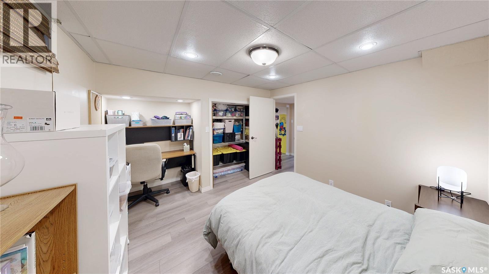 70 Hawkes AVENUE - Image 35
