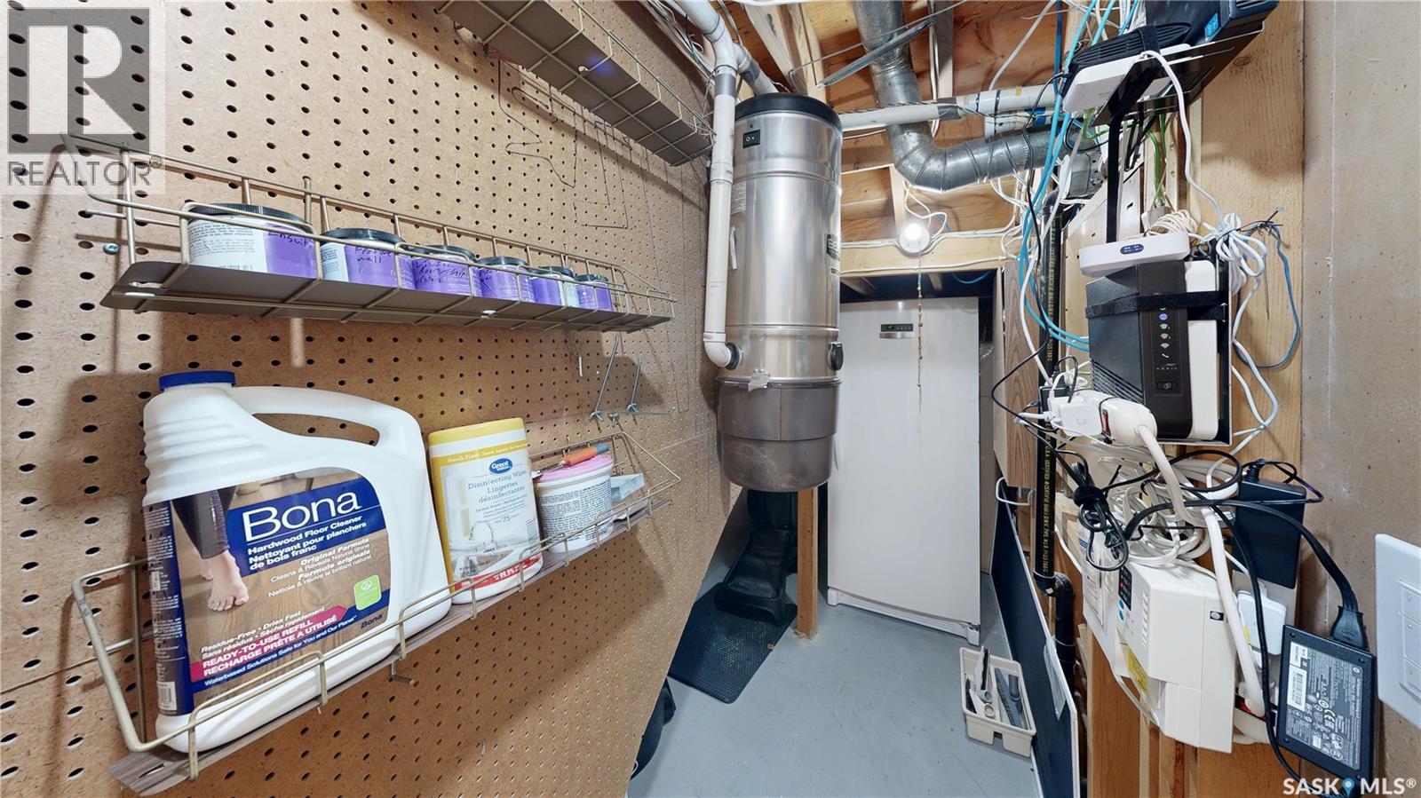 70 Hawkes AVENUE - Image 39