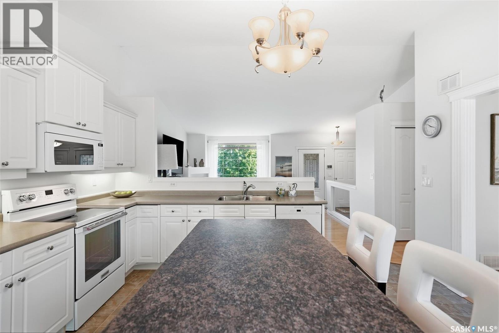 418 Bayfield CRESCENT - 11