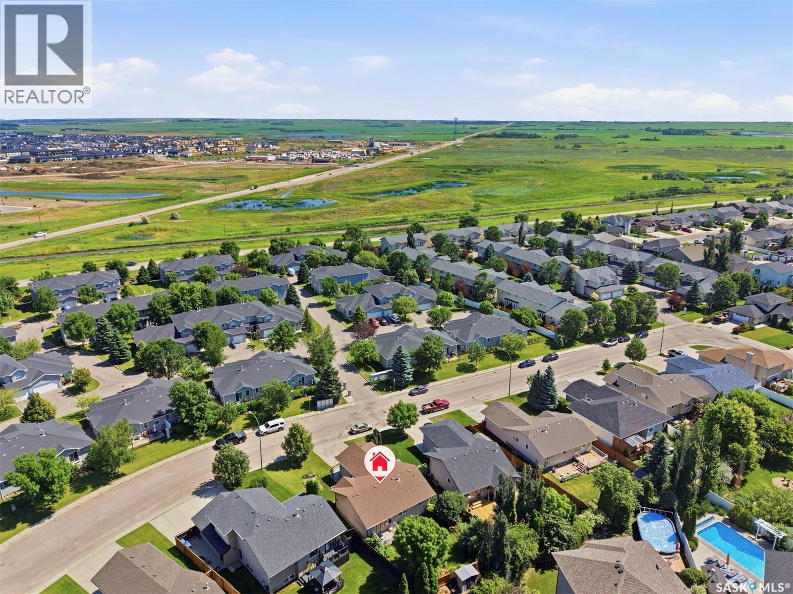 418 Bayfield CRESCENT - 46