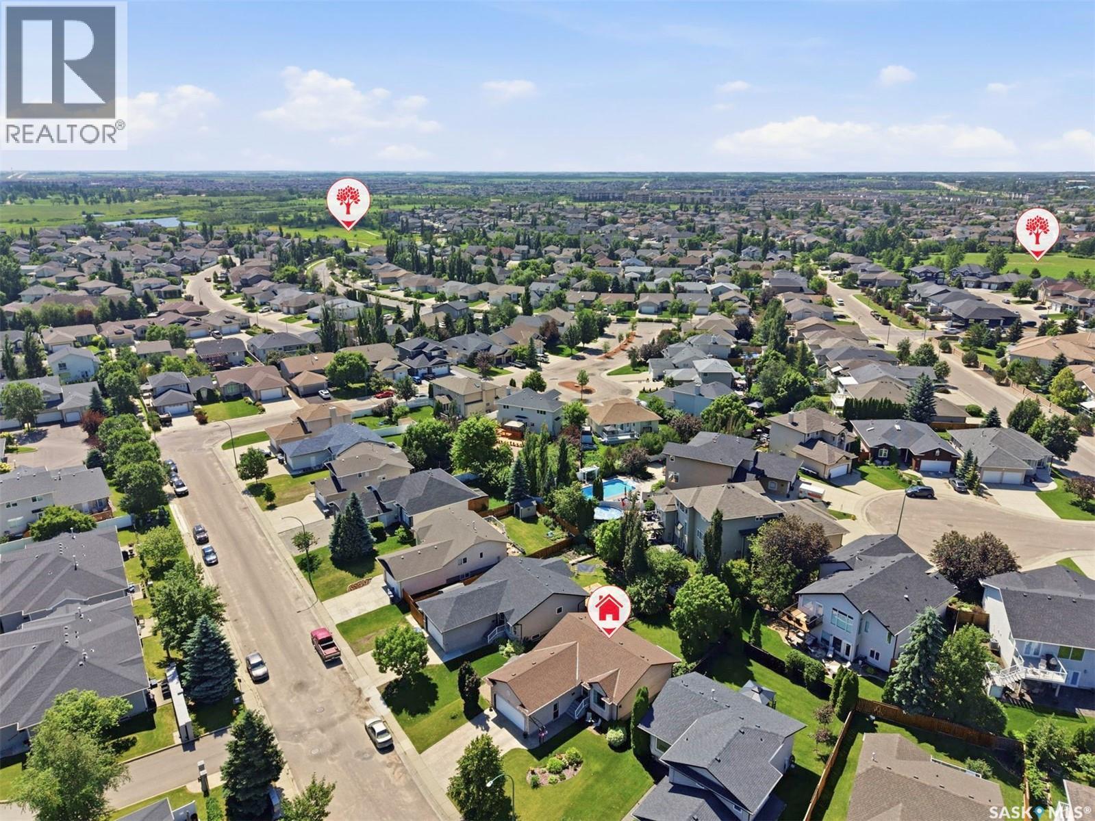 418 Bayfield CRESCENT - 48