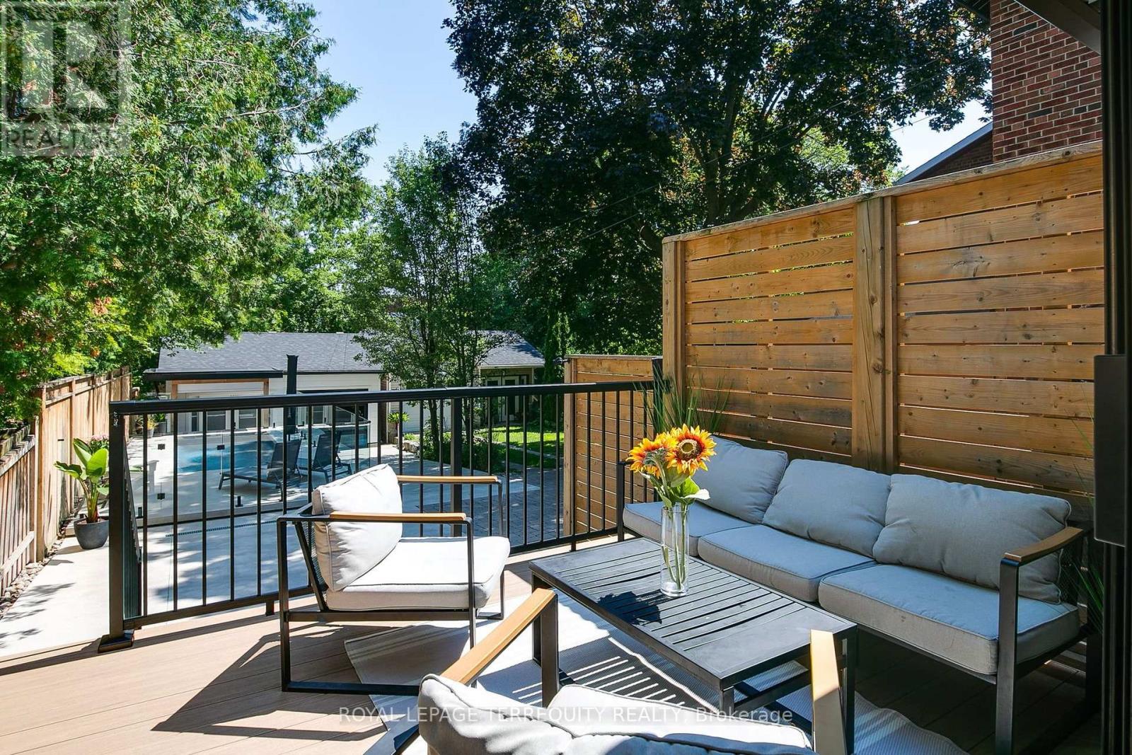 1775 GERRARD STREET E - 30