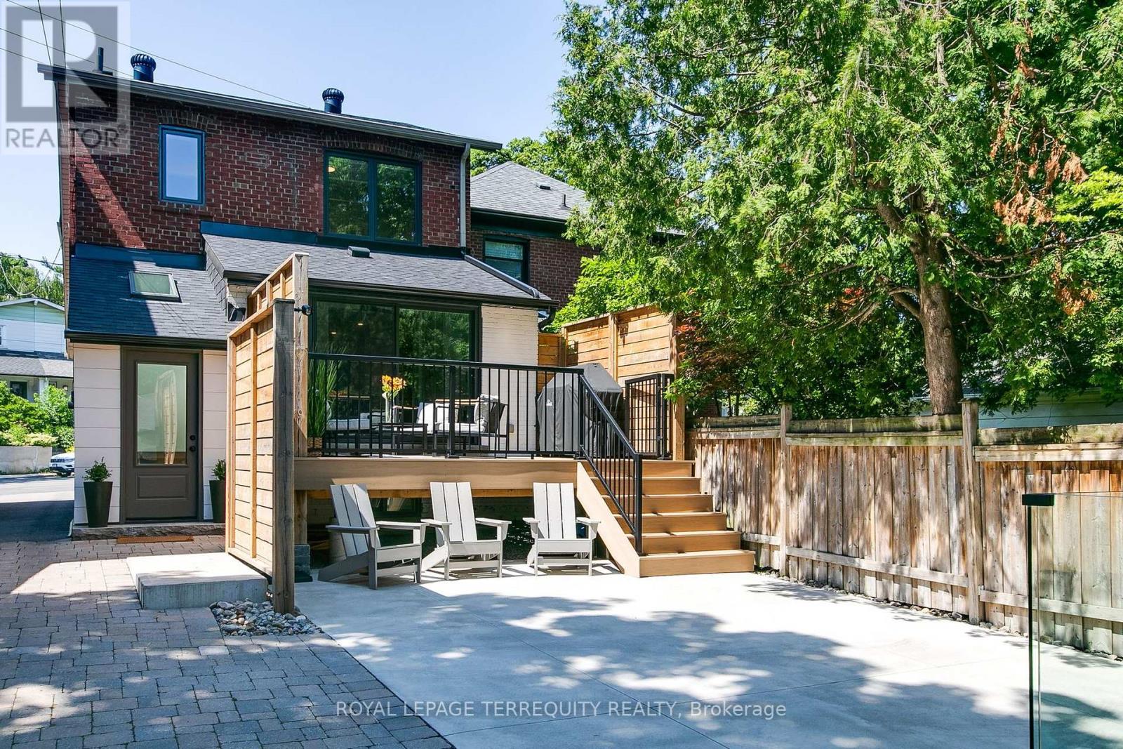 1775 GERRARD STREET E - 26
