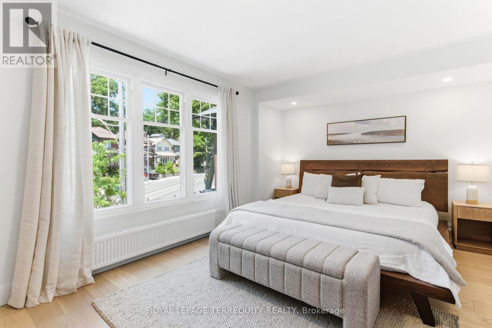 1775 GERRARD STREET E - 17
