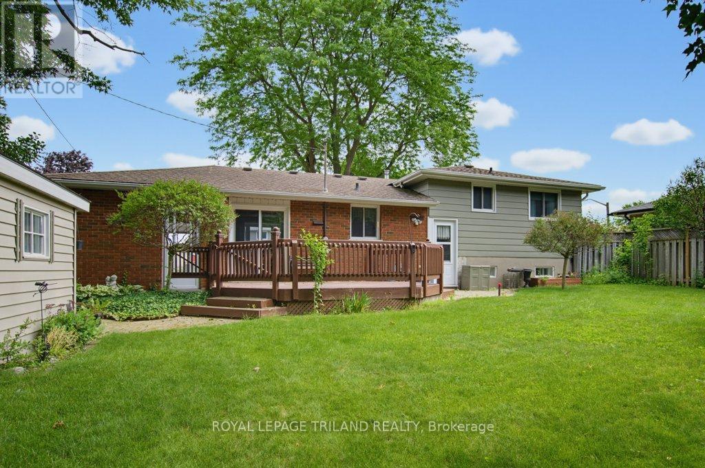 5 WARREN CRESCENT - 39