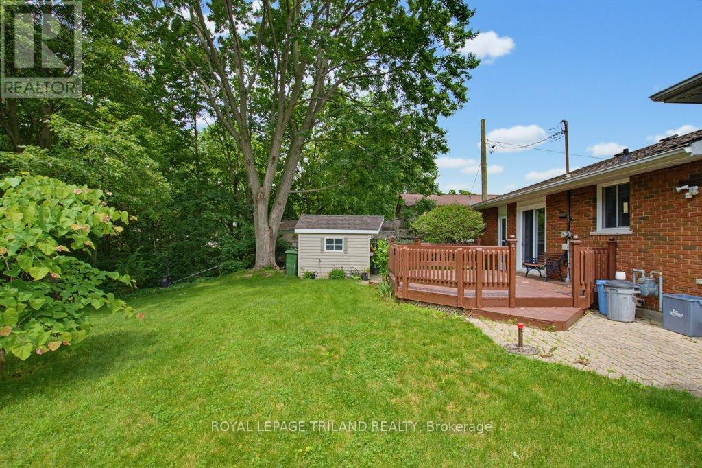 5 WARREN CRESCENT - 42