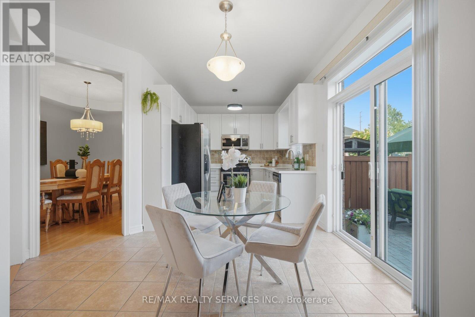 157 FATHER TOBIN ROAD - 12