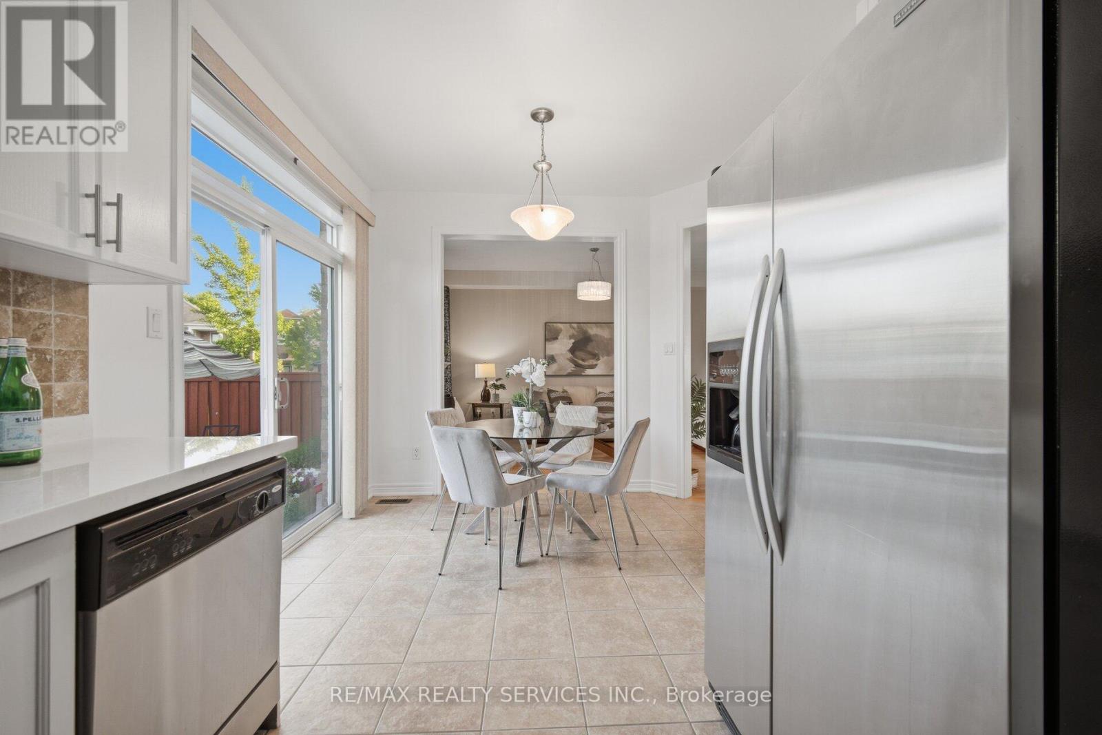 157 FATHER TOBIN ROAD - 17