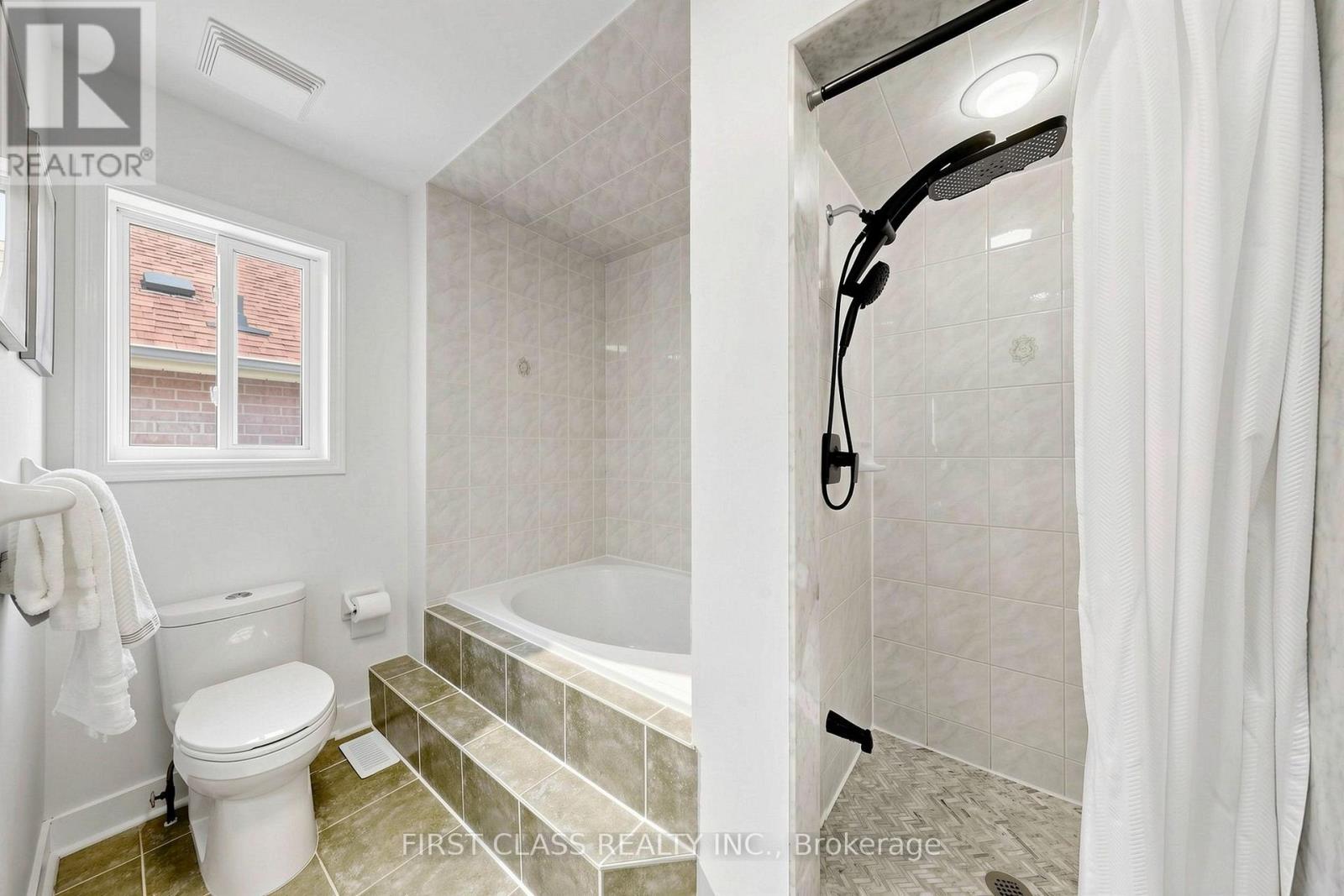 175 TILLER TRAIL - 18