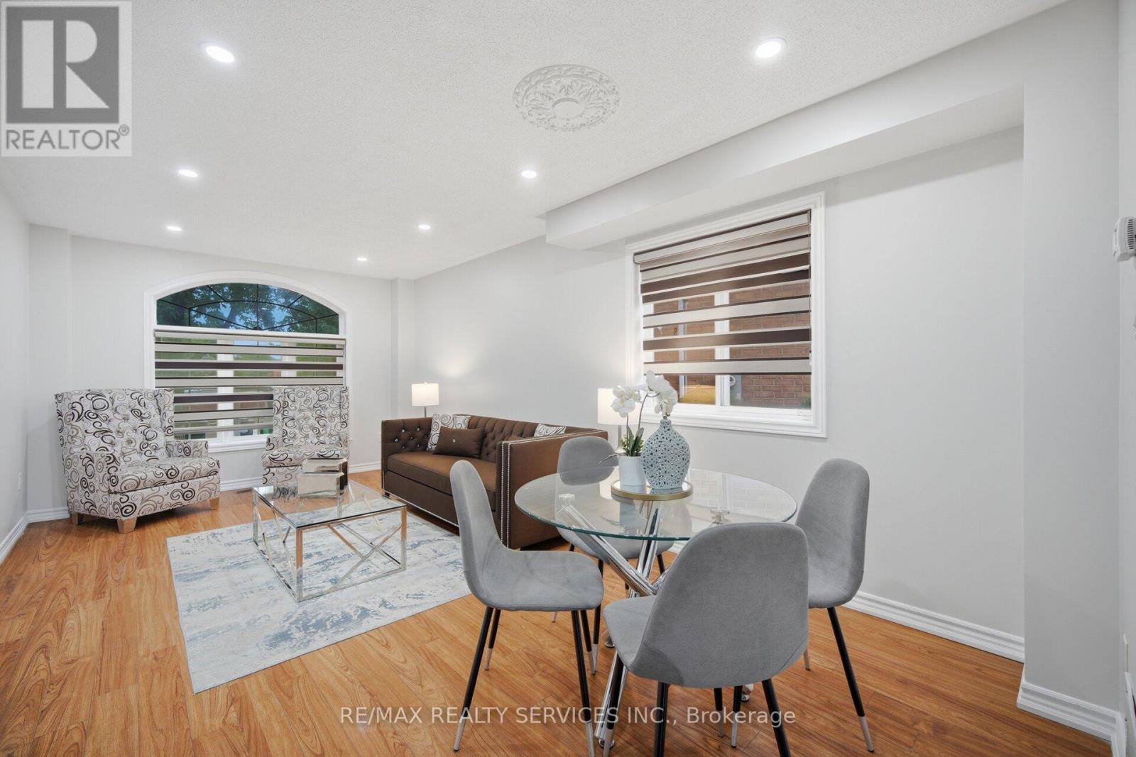 44 BRAMBIRCH CRESCENT - 10
