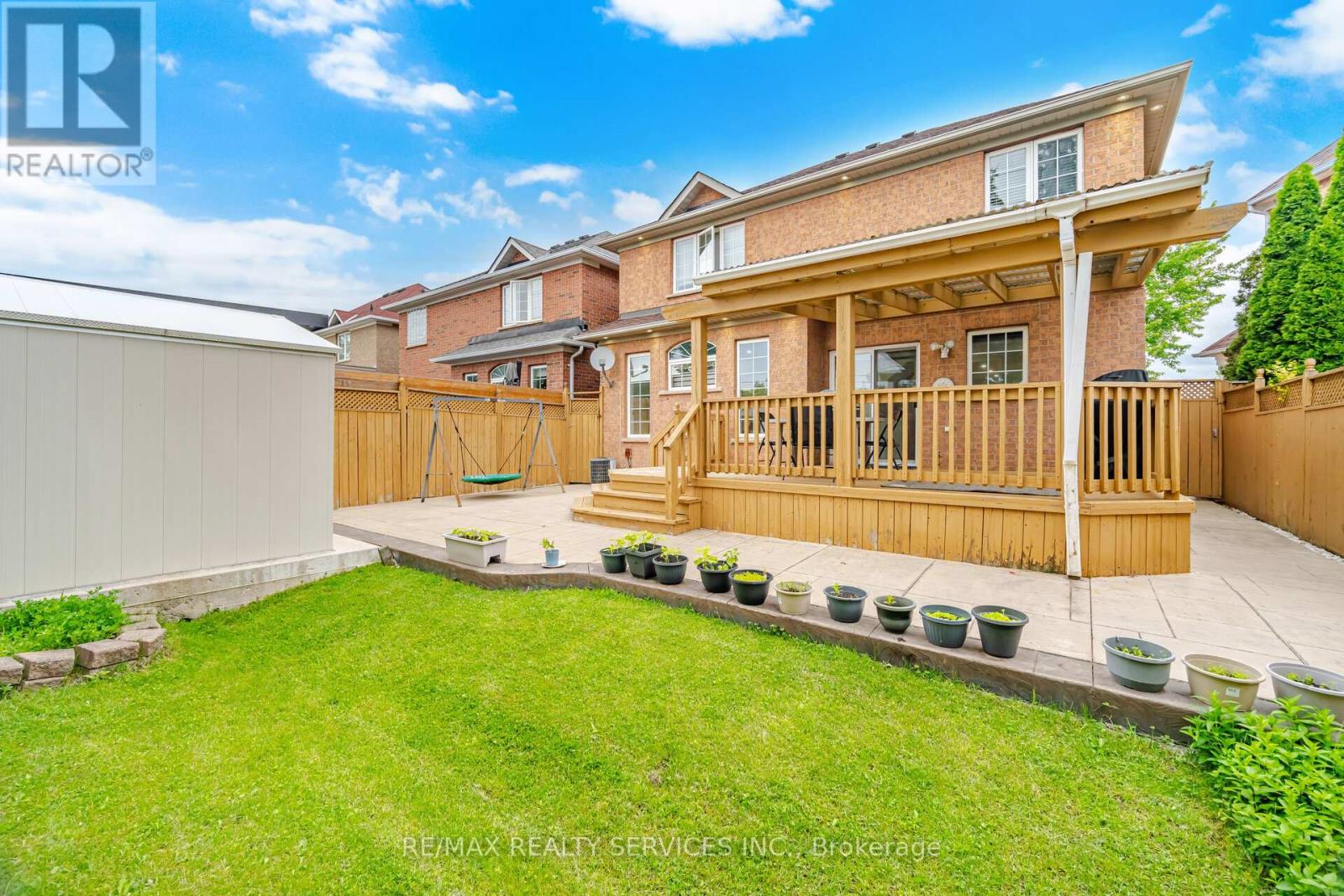44 BRAMBIRCH CRESCENT - 44