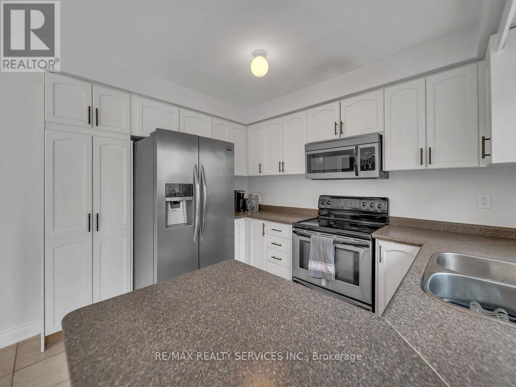 122 DELLS CRESCENT - 15