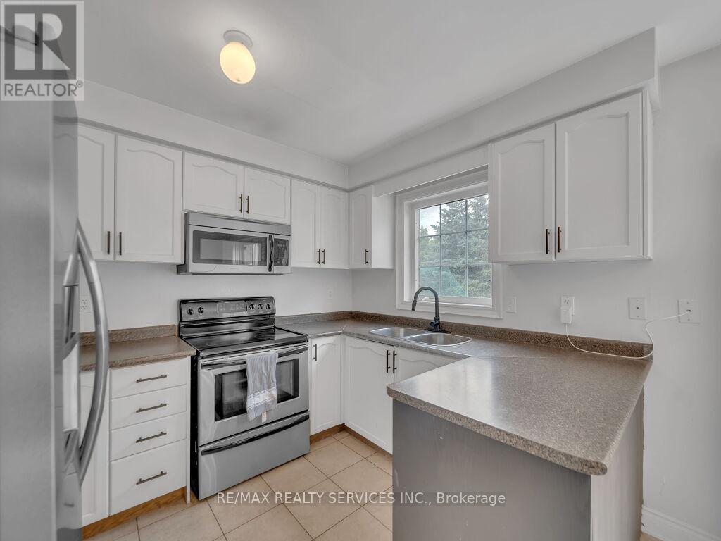 122 DELLS CRESCENT - 16