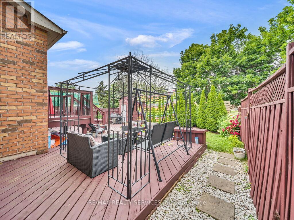 122 DELLS CRESCENT - 47