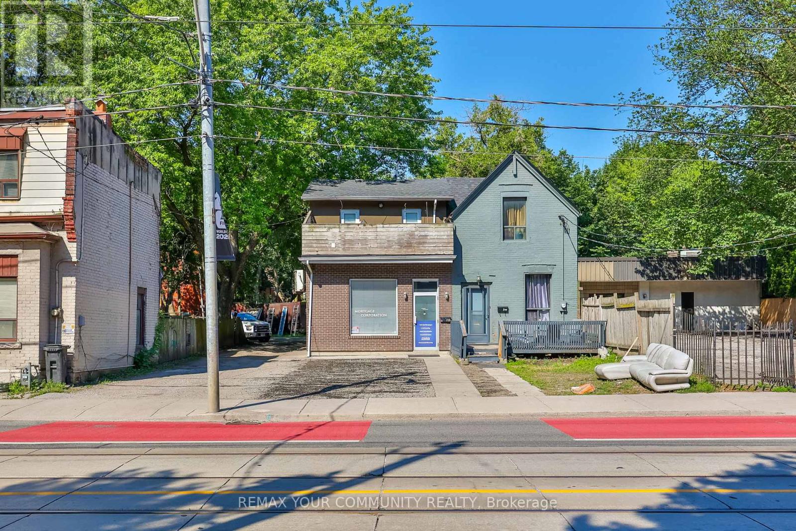 316 DUFFERIN STREET - 1