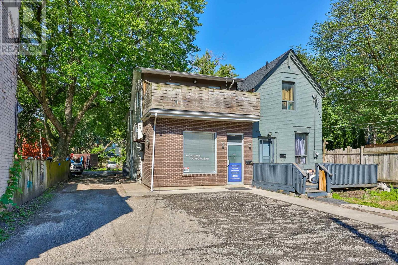 316 DUFFERIN STREET - 3