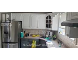 Upper - 51 Monterrey Drive, Toronto, ON M9V1S9 Photo 11