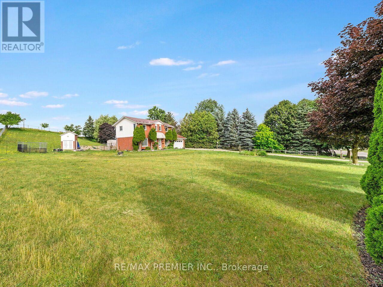 28 EMELINE STREET - 3
