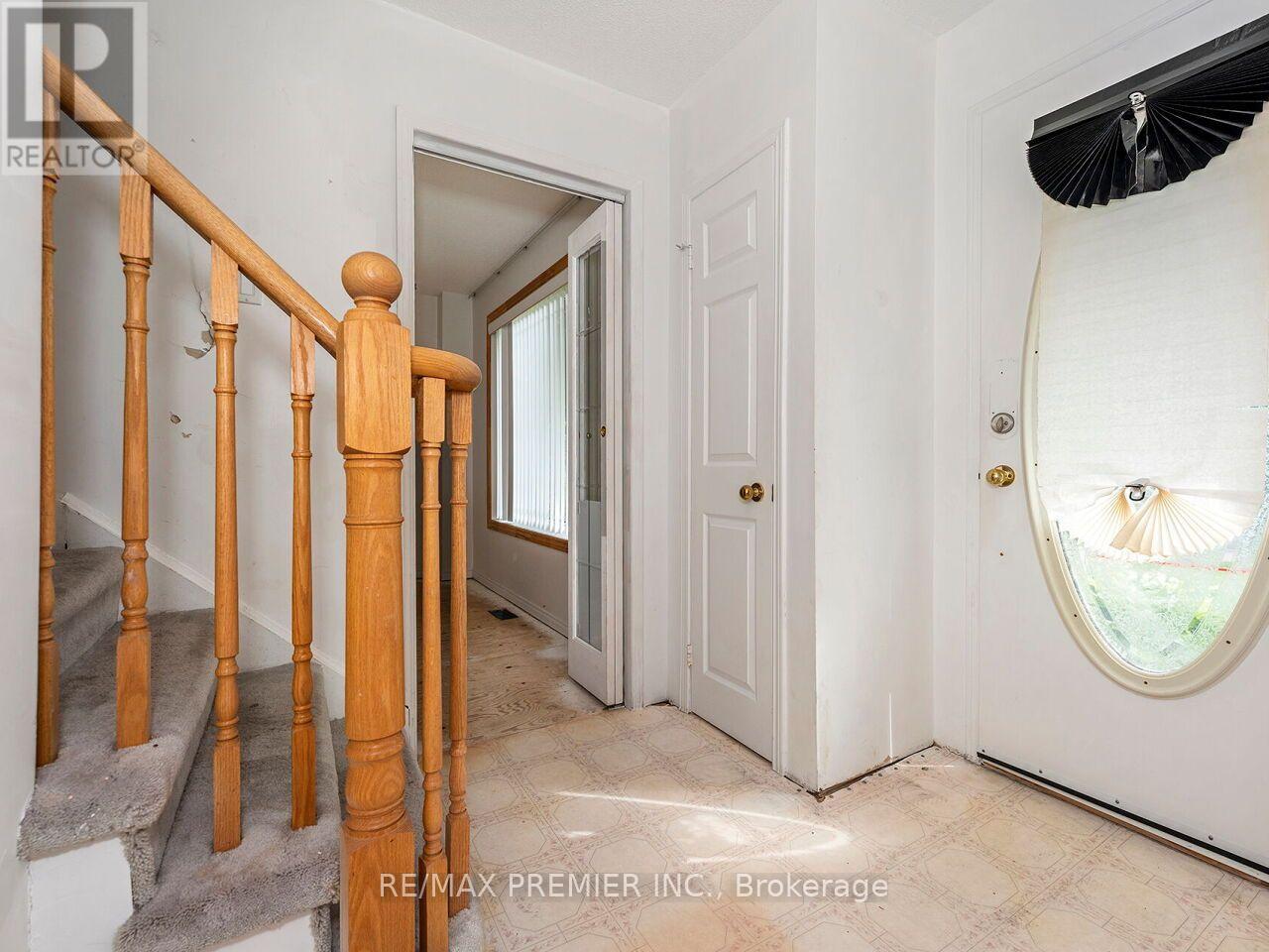 28 EMELINE STREET - 5